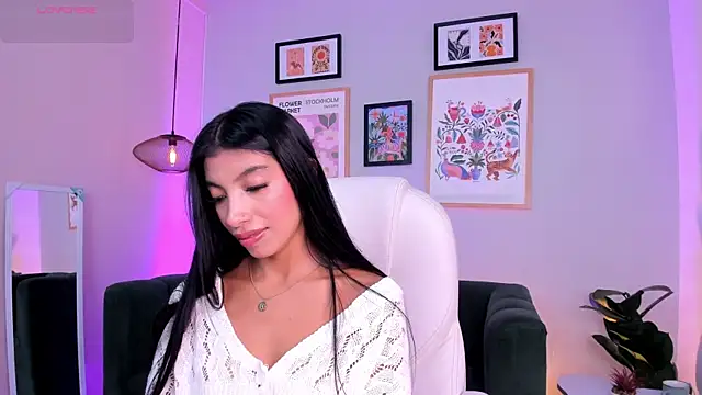 Tiffany Low online show from 07.11.26