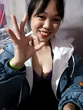 Snapshot of Tary_toot chatting on 11.20.25 Tary toot online show from 11.20.25