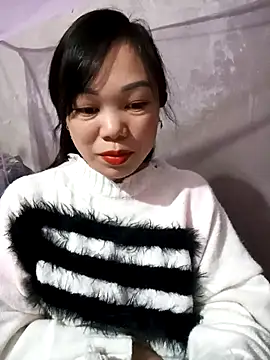 Snapshot of Tary_toot chatting on 11.28.25 Tary toot online show from 11.28.25