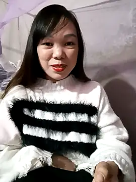 Snapshot of Tary_toot chatting on 11.29.25 Tary toot online show from 11.29.25