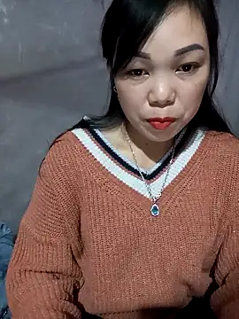 Snapshot of Tary_toot chatting on 12.20.25 Tary toot online show from 12.20.25