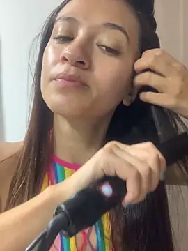 Snapshot of MiQeilaSweet chatting on 10.16.25 MiQeilaSweet online show from 10.16.25