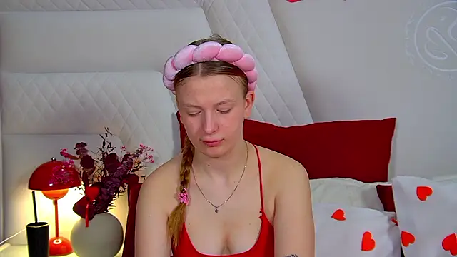 BeatriceBinoche online show from 02.12.26