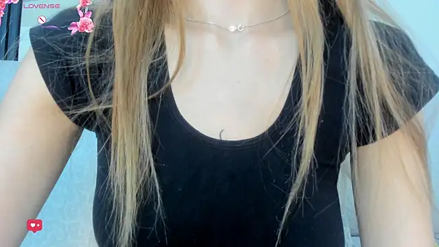 Naomi Rousse online show from 05.05.26