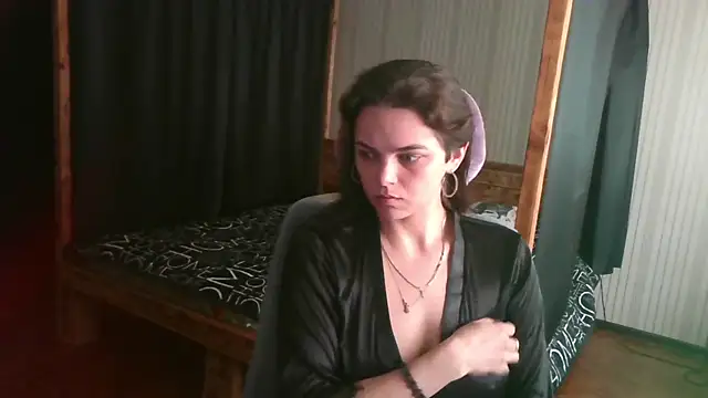 Snapshot of EthelsLover chatting on 08.06.26 EthelsLover online show from 08.06.26