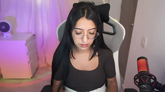 Valerygomez02 online show from 10.08.25