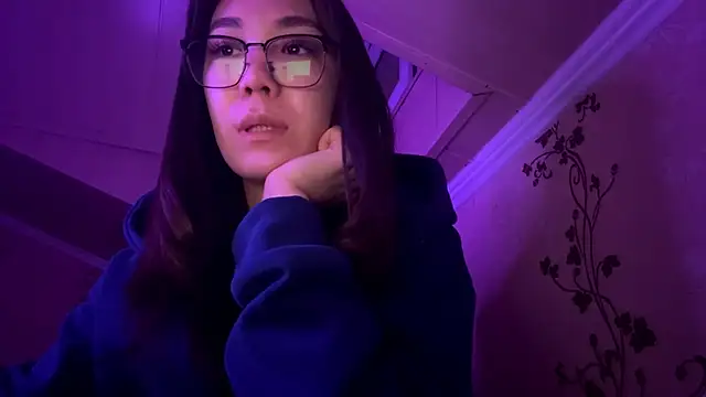 Snapshot of marry_dreams chatting on 10.17.25 marry dreams online show from 10.17.25