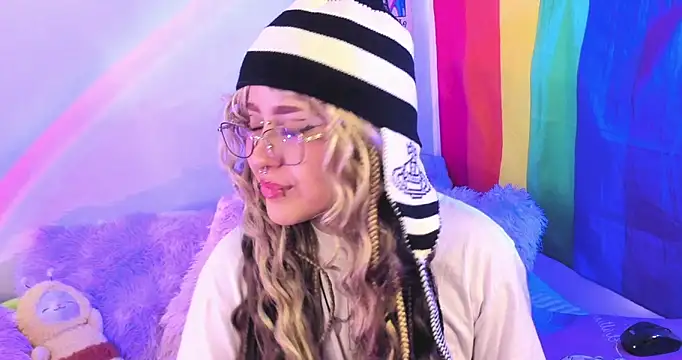 NekoWaifu online show from 11.24.25