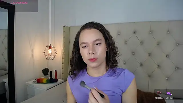 Snapshot of bycandy_ chatting on 11.17.25 bycandy online show from 11.17.25