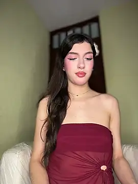 Emily-hottson online show from 06.13.26