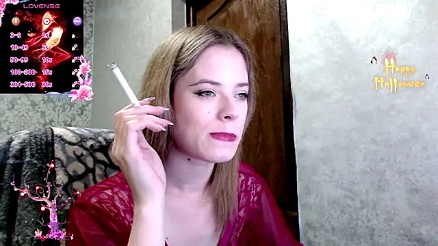 Kate  Loves online show from 10.28.25