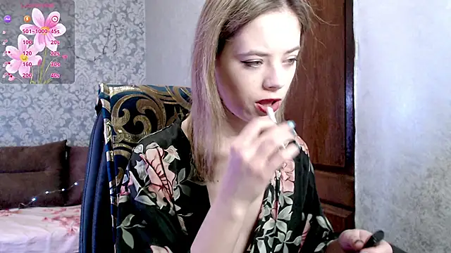 Snapshot of Kate__Loves chatting on 02.09.26 Kate Loves online show from 02.09.26