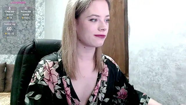 Snapshot of Kate__Loves chatting on 02.11.26 Kate Loves online show from 02.11.26