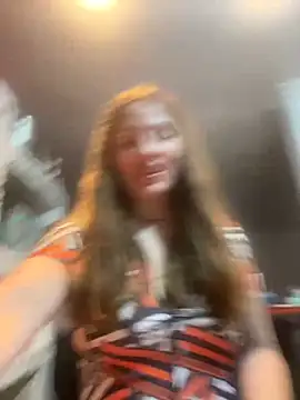 Brujadevenus online show from 10.17.25