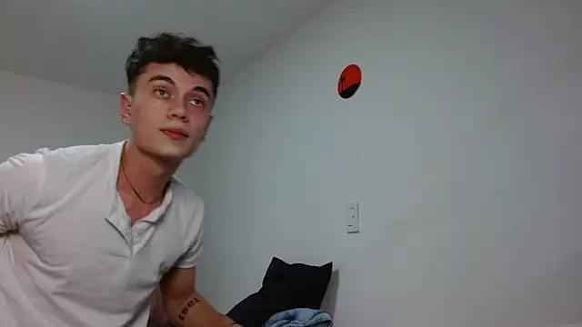 Snapshot of jaico_santos chatting on 02.14.26 jaico santos online show from 02.14.26