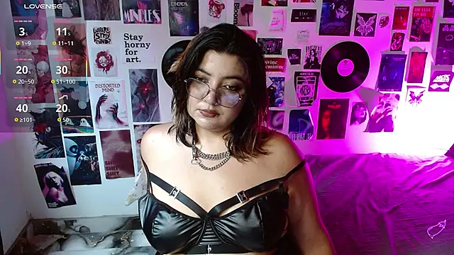 Roxy f w online show from 04.28.26