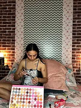 KaMila M00N online show from 09.23.25
