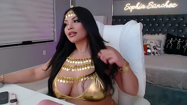 theofficialsophiasanchez online show from 10.31.25