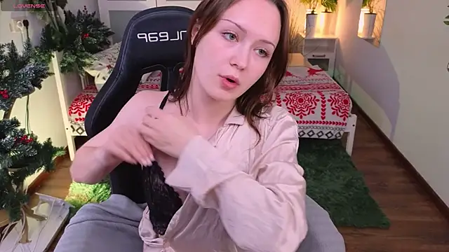 Snapshot of selin_selin chatting on 12.04.25 selin selin online show from 12.04.25