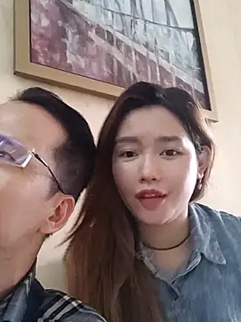 Snapshot of MaiHoang2k chatting on 09.22.25 MaiHoang2k online show from 09.22.25