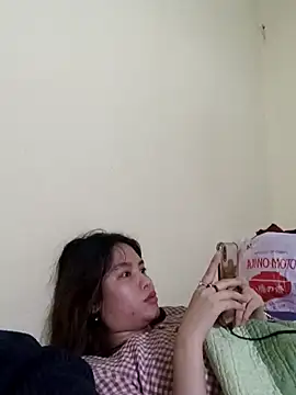 Snapshot of MaiHoang2k chatting on 01.10.26 MaiHoang2k online show from 01.10.26