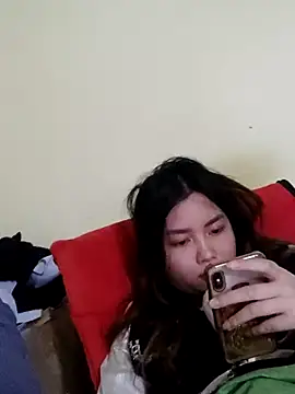 Snapshot of MaiHoang2k chatting on 02.09.26 MaiHoang2k online show from 02.09.26