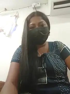 Snapshot of TAMIL_AMMUKUTTYY chatting on 11.24.25 TAMIL AMMUKUTTYY online show from 11.24.25