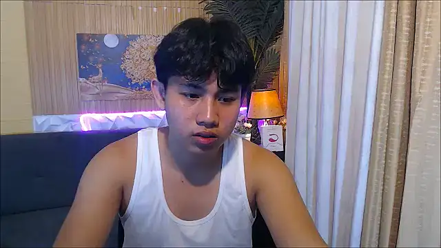 Snapshot of charliebighead chatting on 01.18.26 charliebighead online show from 01.18.26