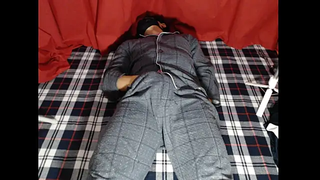 Snapshot of training_jou chatting on 11.25.25 training jou online show from 11.25.25