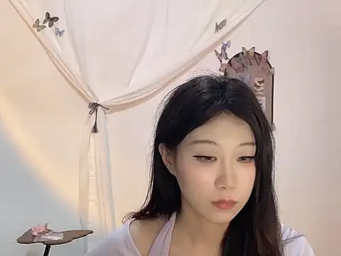 Snapshot of 1X-snake chatting on 09.28.25 1X-snake online show from 09.28.25