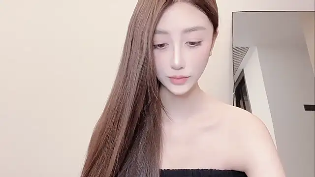 Snapshot of Melody-11 chatting on 04.17.26 Melody-11 online show from 04.17.26