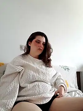 Snapshot of Luna_Moody chatting on 09.28.25 Luna Moody online show from 09.28.25