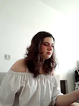 Snapshot of Luna_Moody chatting on 09.29.25 Luna Moody online show from 09.29.25