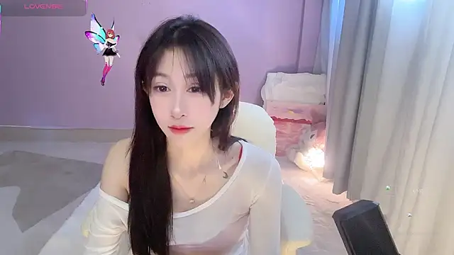 Snapshot of ai-ai-mi chatting on 12.02.25 ai-ai-mi online show from 12.02.25