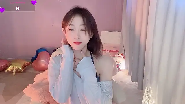 Snapshot of ai-ai-mi chatting on 01.11.26 ai-ai-mi online show from 01.11.26