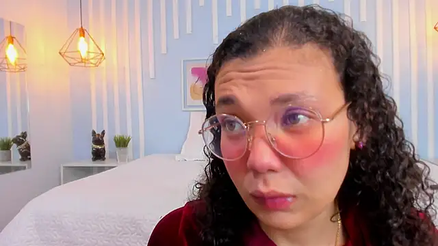 SweetStarr  online show from 10.05.25