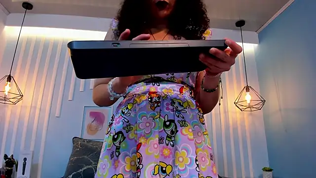 SweetStarr  online show from 11.03.25