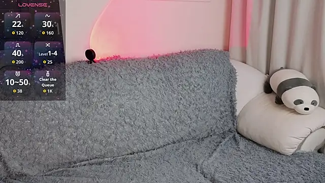  Lua   online show from 11.15.25