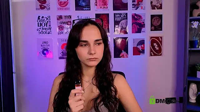 ariana ross7 online show from 08.04.26