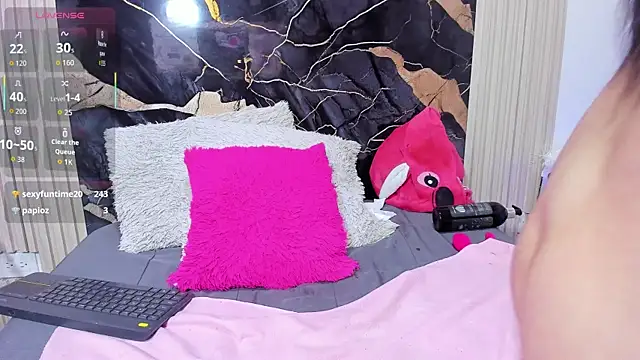 brittanyy20 online show from 07.14.26