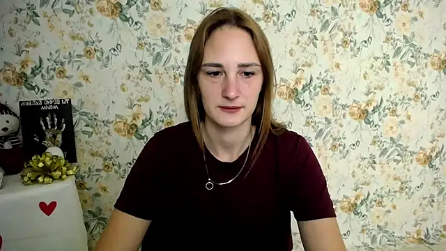 Milana Cutie  online show from 09.20.25