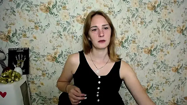 Milana Cutie  online show from 09.25.25