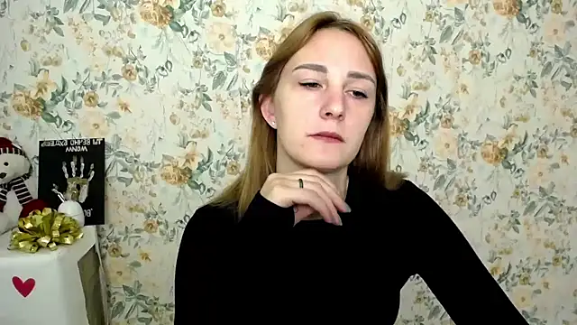 Milana Cutie  online show from 10.09.25