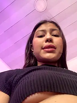 Mia-Sweet17 online show from 10.22.25