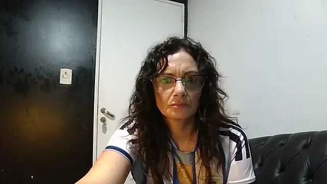 dulcefanny online show from 07.04.26
