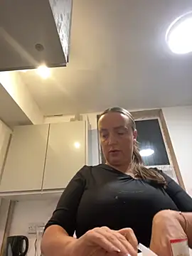 QueenStacyxox online show from 10.03.25