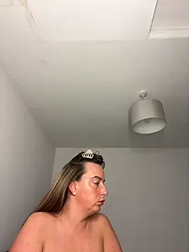 QueenStacyxox online show from 10.16.25