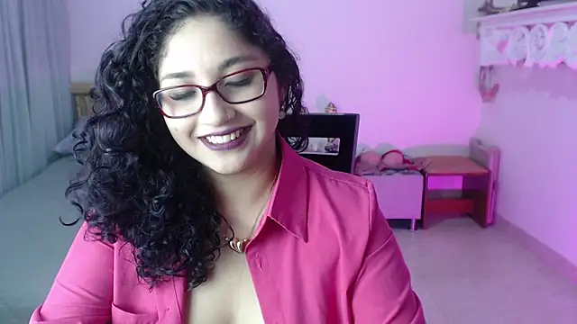 Gia Dior online show from 10.03.25