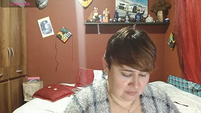 Sasharosee2 online show from 10.18.25