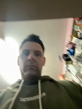 Ezeveron online show from 10.07.25